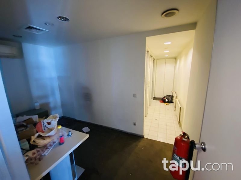 Şehitkamil Korutürk İşlek Cadde'de 580 m2 Ticari Bina