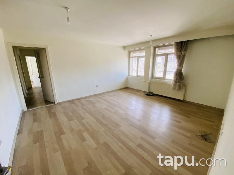 Şehitkamil Korutürk İşlek Cadde'de 580 m2 Ticari Bina