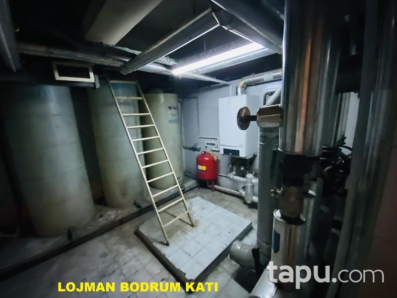 Şehitkamil Korutürk İşlek Cadde'de 580 m2 Ticari Bina