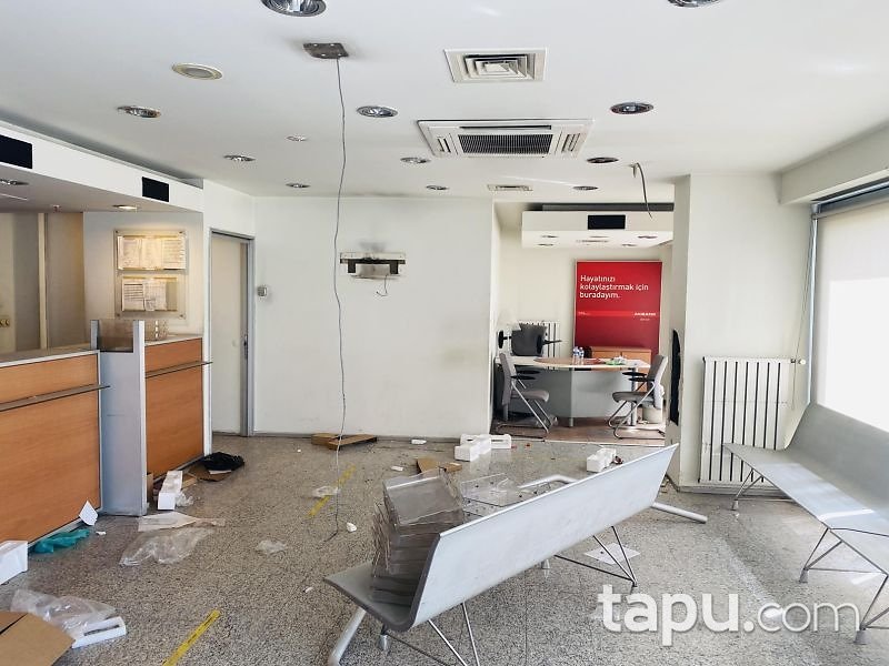 Şehitkamil Korutürk İşlek Cadde'de 580 m2 Ticari Bina