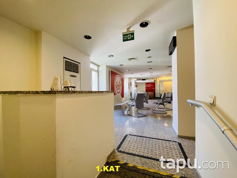 Şehitkamil Korutürk İşlek Cadde'de 580 m2 Ticari Bina