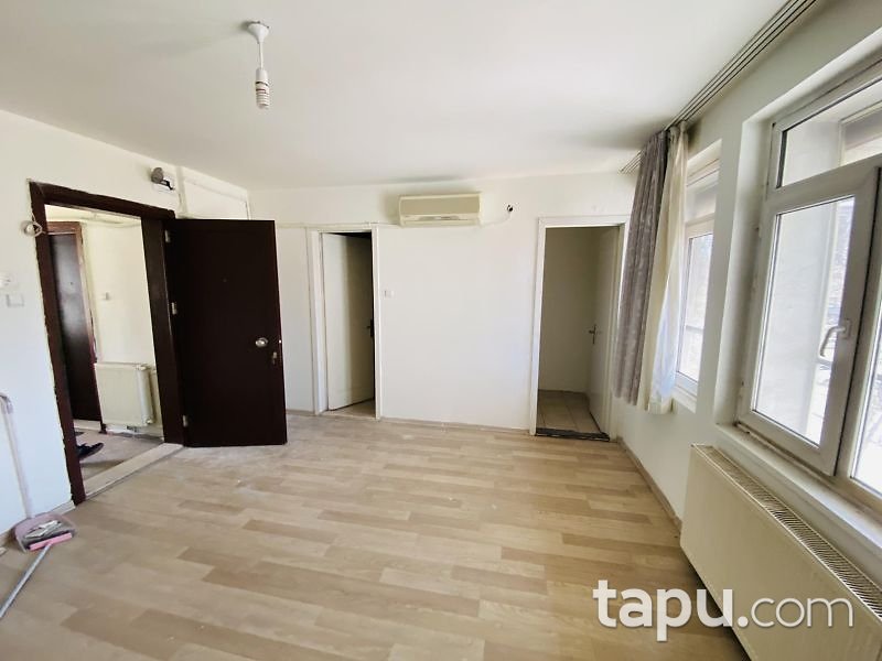 Şehitkamil Korutürk İşlek Cadde'de 580 m2 Ticari Bina