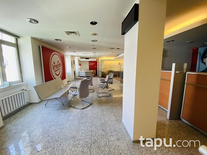 Şehitkamil Korutürk İşlek Cadde'de 580 m2 Ticari Bina