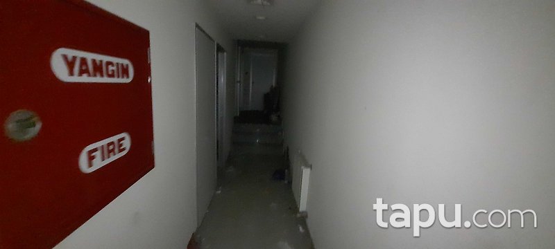 Kadıköy Göztepe'de Tabela Değeri Yüksek 193 m2 Dükkan