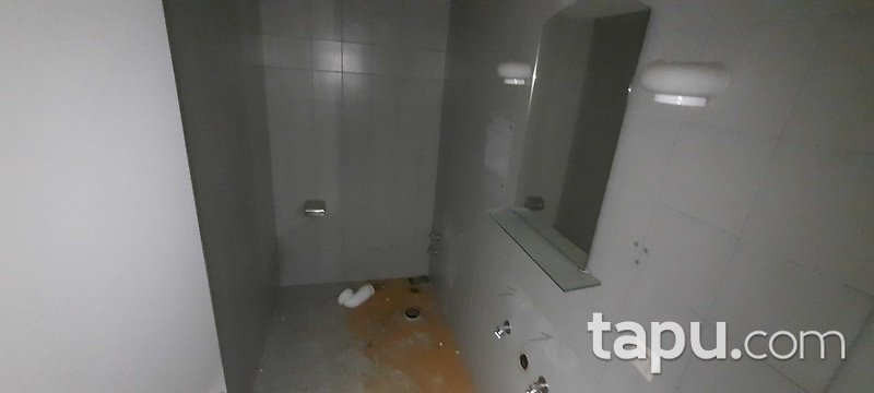 Kadıköy Göztepe'de Tabela Değeri Yüksek 193 m2 Dükkan