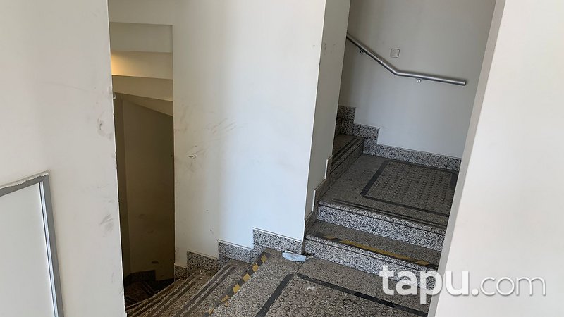 Şehitkamil Korutürk İşlek Cadde'de 580 m2 Ticari Bina