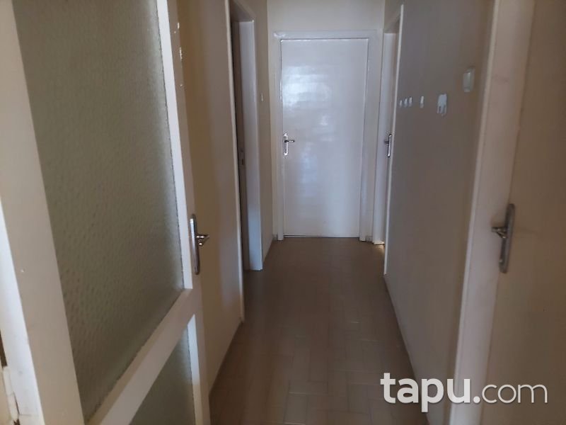 Kırkağaç Yenimahalle'de Merkezi Konumda 411 m2 Ticari Bina