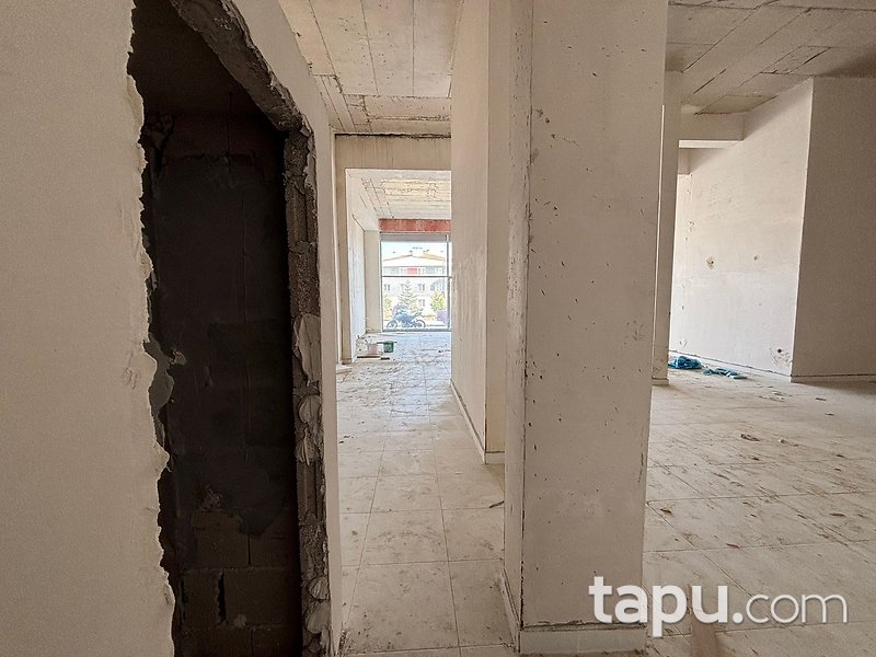 Bilecik Merkez Cemre Yaşam Sitesi'nde 180 m2 Dükkan (306529)