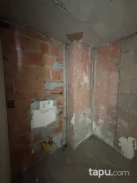 Bilecik Merkez Cemre Yaşam Sitesi'nde 180 m2 Dükkan (306529)