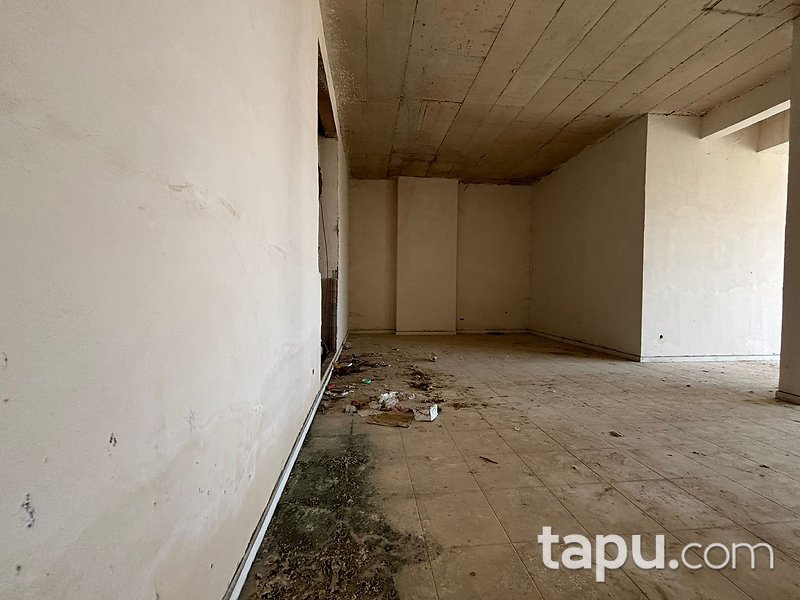 Bilecik Merkez Cemre Yaşam Sitesi'nde 180 m2 Dükkan (306530)