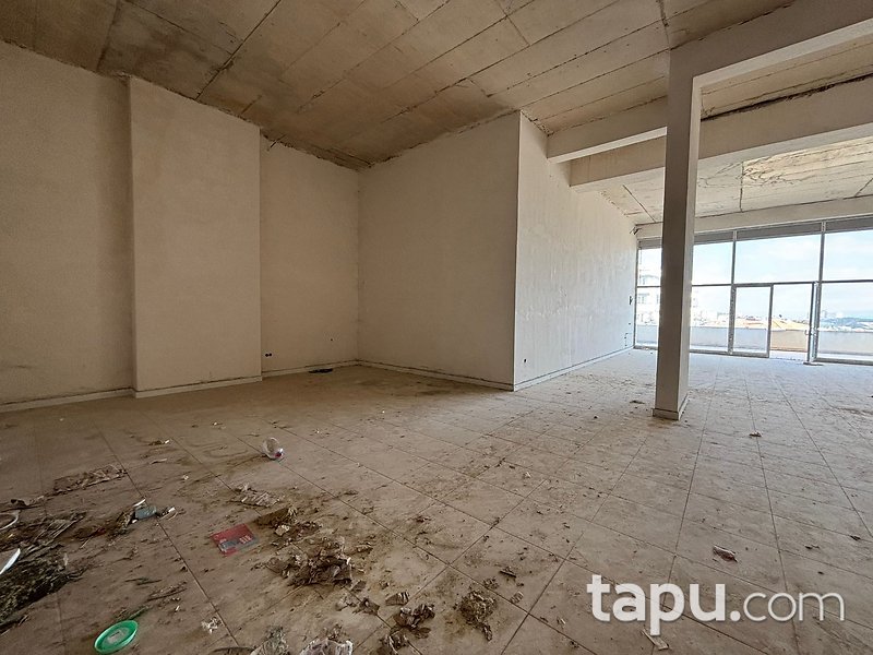 Bilecik Merkez Cemre Yaşam Sitesi'nde 180 m2 Dükkan (306530)