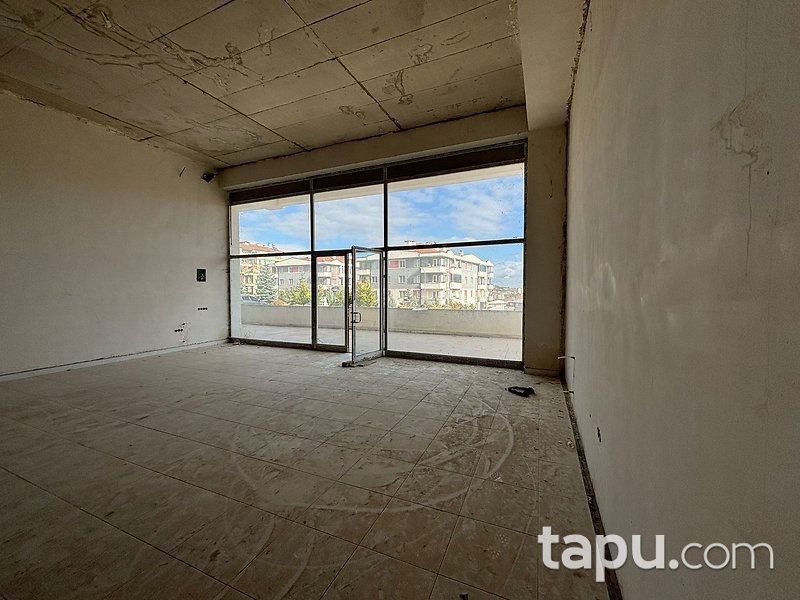 Bilecik Merkez Cemre Yaşam Sitesi'nde 180 m2 Dükkan (306530)
