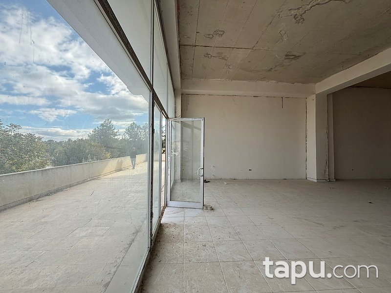 Bilecik Merkez Cemre Yaşam Sitesi'nde 180 m2 Dükkan (306530)