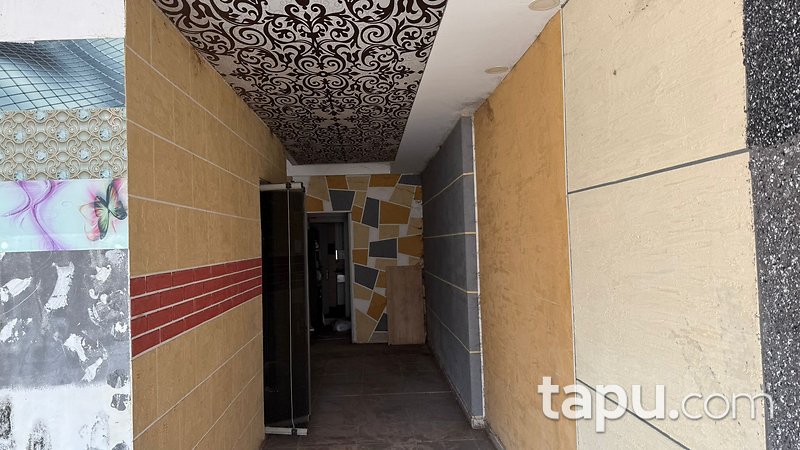 Adapazarı Adnan Menderes Caddesi'nde 2 Adet Dükkan