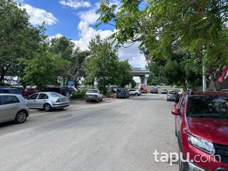 Manisa Salihli Akgül İş Hanı'nda 2 Adet Dükkan