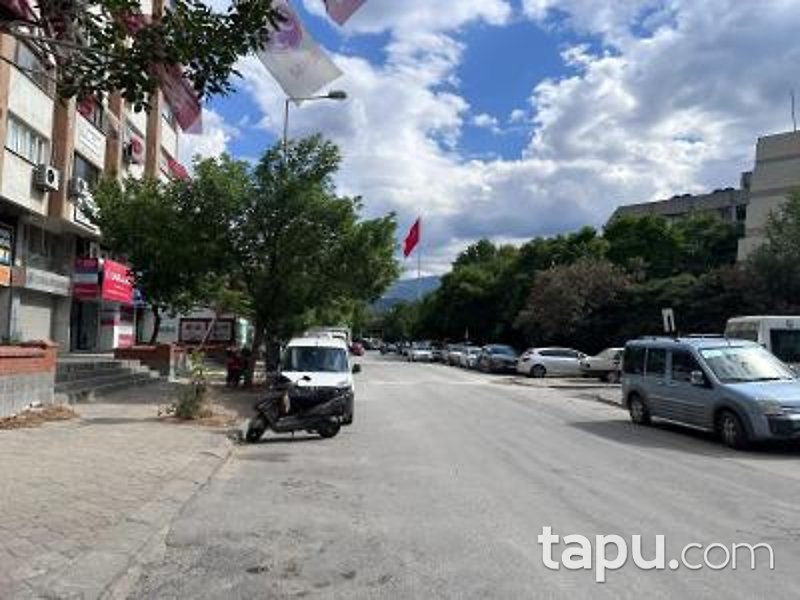 Manisa Salihli Akgül İş Hanı'nda 2 Adet Dükkan