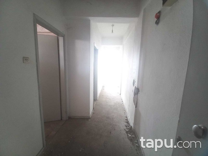 Babaeski Çarşı İçinde Küçük Cami Yanında 689 m2 2 Katlı Bina