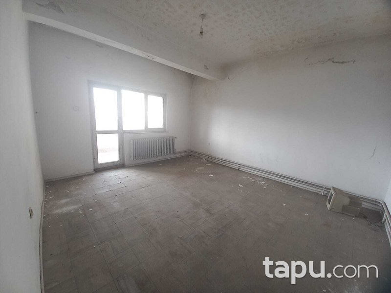 Babaeski Çarşı İçinde Küçük Cami Yanında 689 m2 2 Katlı Bina