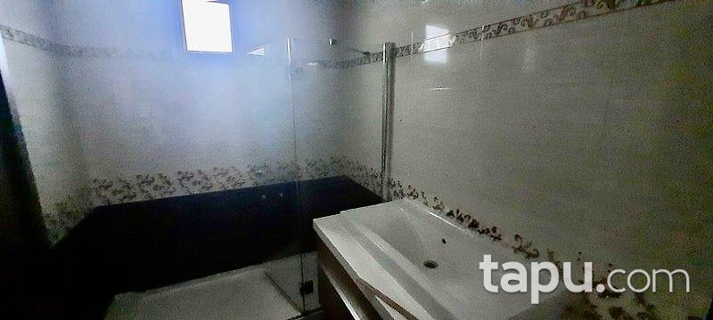 Büyükçekmece Alkent2000 Mahallesi'nde Havuzlu 6+1 Villa