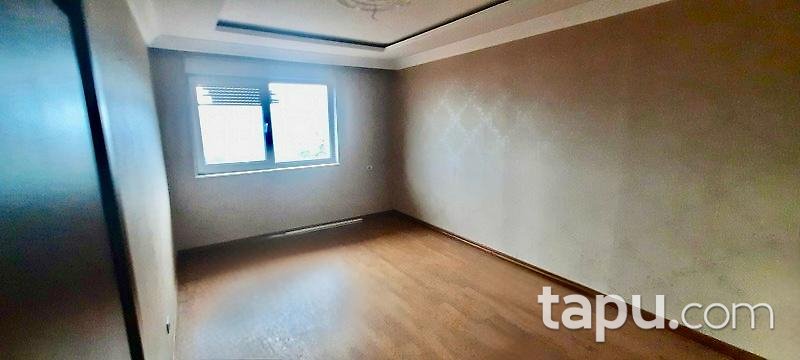 Büyükçekmece Alkent2000 Mahallesi'nde Havuzlu 6+1 Villa