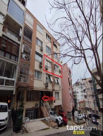 İzmir Konak Göztepe Mahallesi'nde 2+1 Daire