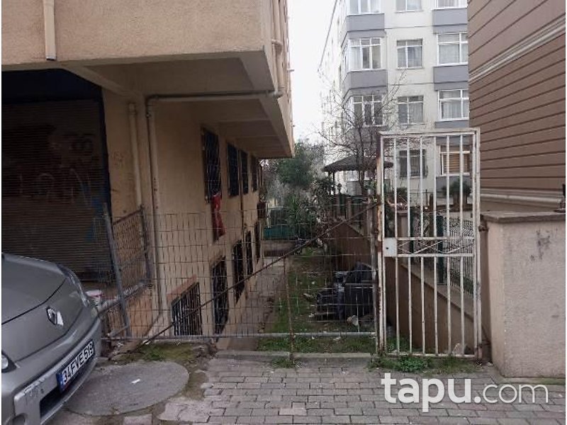 Pendik Güzelyalı'de Hisseli 4 Katlı Bina