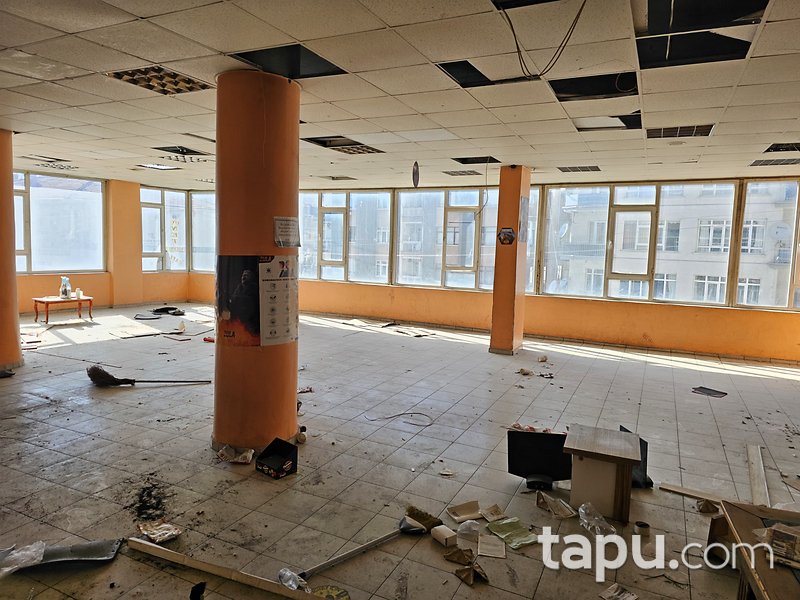 Ankara Yenimahalle Karşıyaka'da 165 m2 Dükkan (BS-03629)