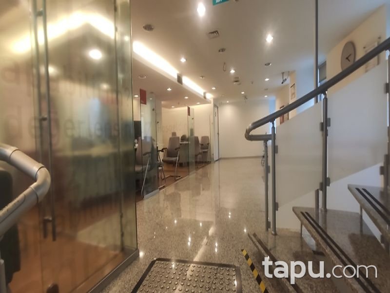 Sakarya Pamukova Konak Caddesi'nde 521 m2 İş Yeri