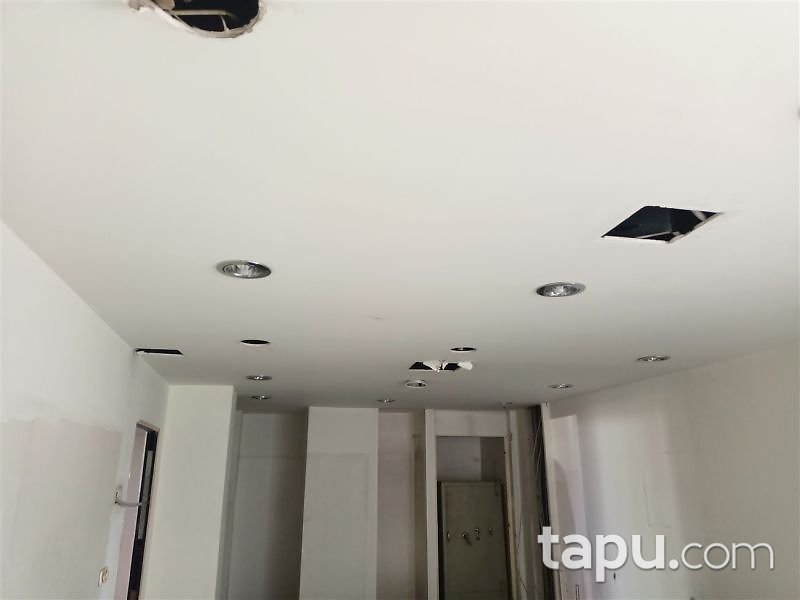 İzmir Torbalı İsmetpaşa Caddesi'nde 363 m2 İş Yeri