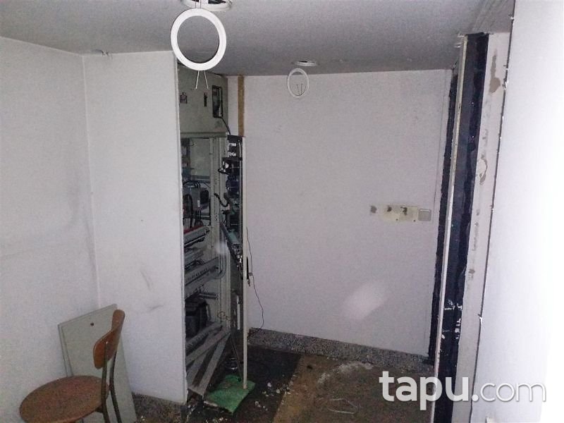 İzmir Torbalı İsmetpaşa Caddesi'nde 363 m2 İş Yeri
