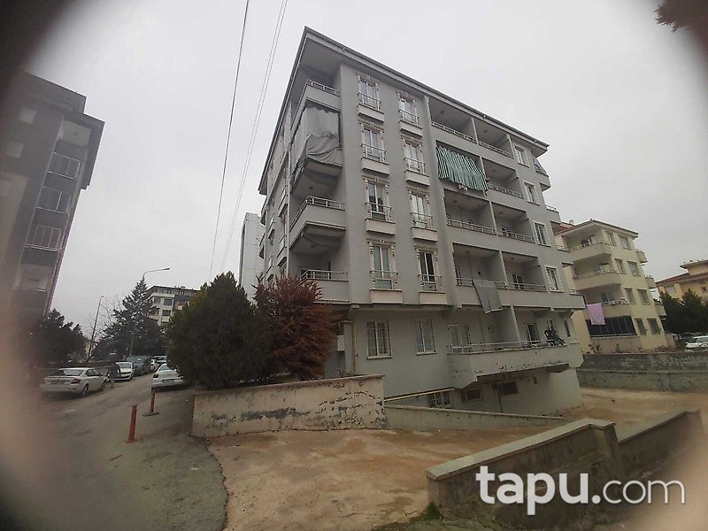 Binevler'de Tramvay ve Hastaneye Yakın 13 adet 1+1 Daire