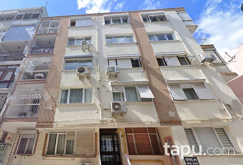 İzmir Konak Göztepe Mahallesi'nde 2+1 Daire