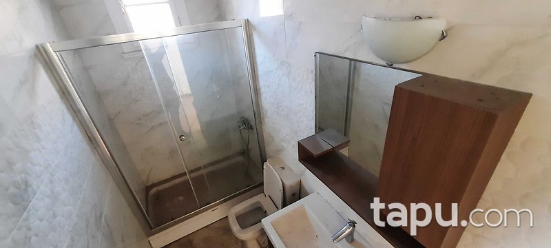 Üsküdar Valide-i Atik Mahallesi'nde Ahşap Köşk Ve Arsası (3861)