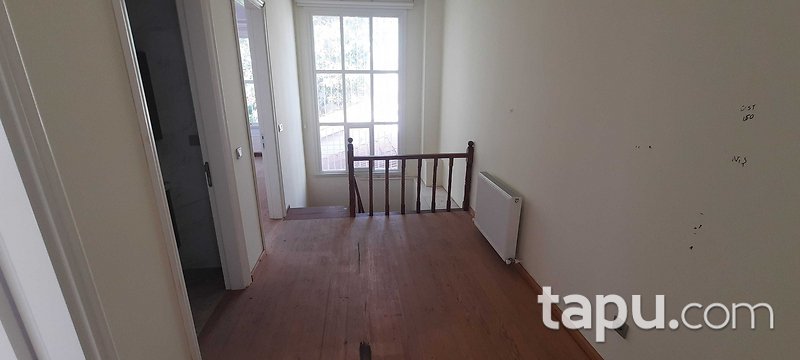 Üsküdar Valide-i Atik Mahallesi'nde Ahşap Köşk Ve Arsası (3861)