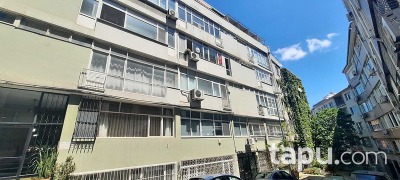 Beşiktaş Vişnezade'de 2+1 Daire
