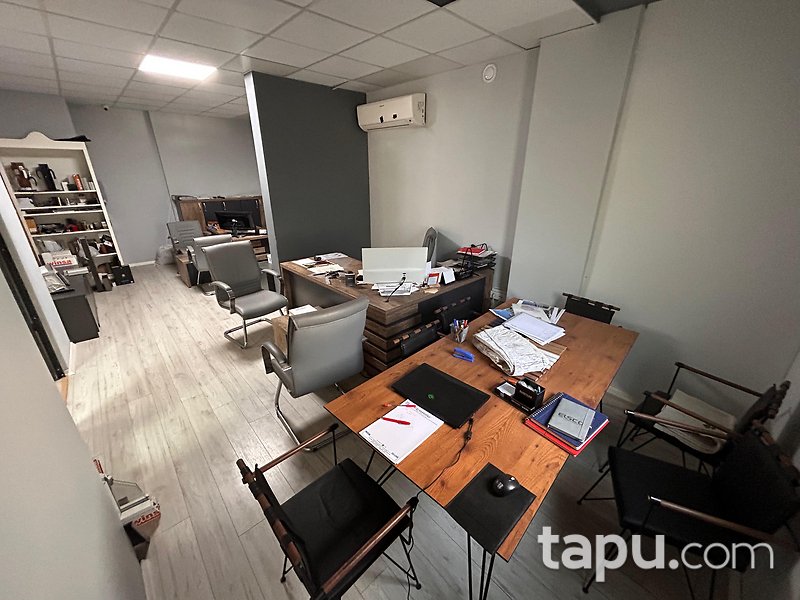 Kartal Orhantepe Mahallesi'nde 130 m2 Dükkan