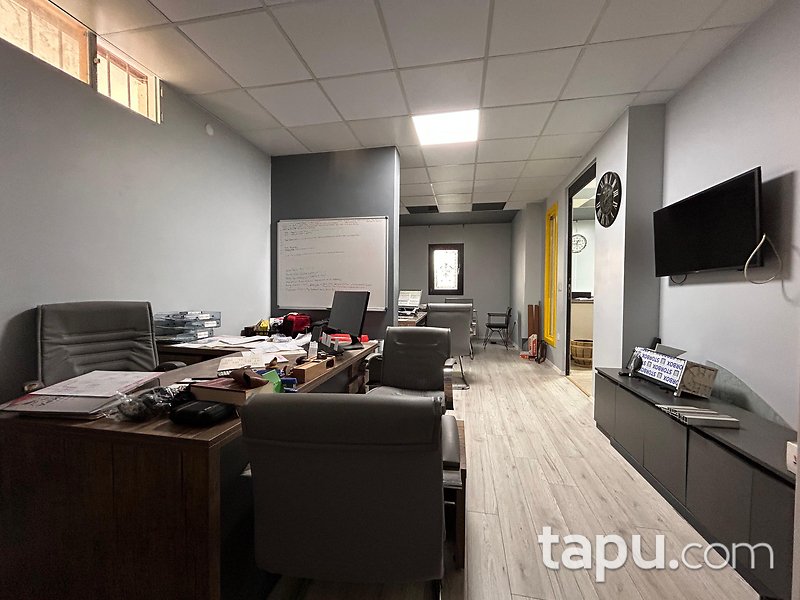 Kartal Orhantepe Mahallesi'nde 130 m2 Dükkan