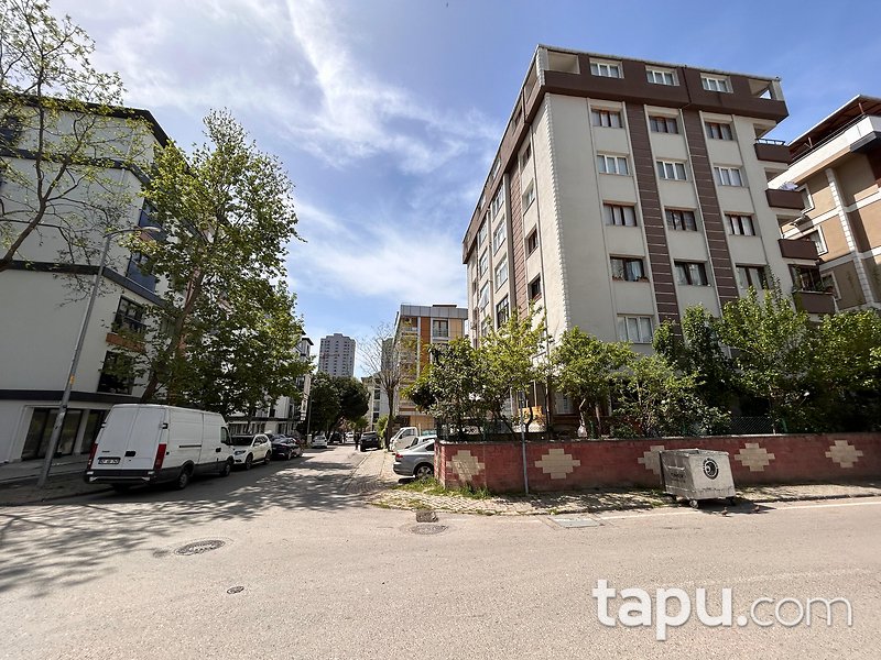 Kartal Orhantepe Mahallesi'nde 130 m2 Dükkan