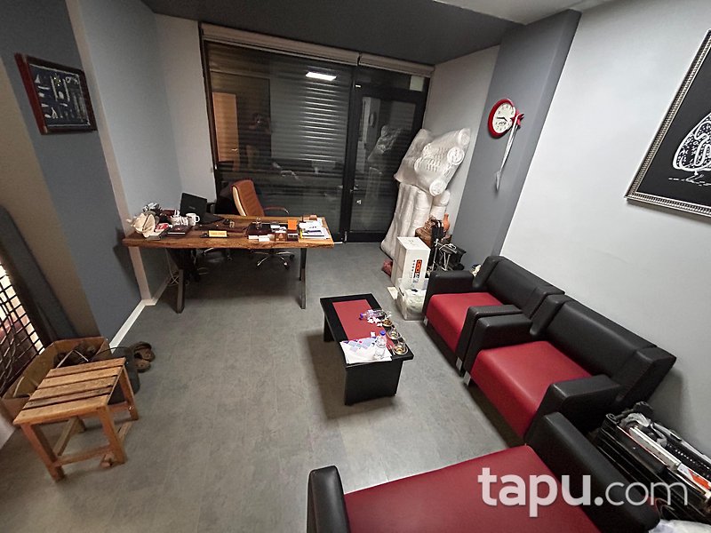 Kartal Orhantepe Mahallesi'nde 130 m2 Dükkan