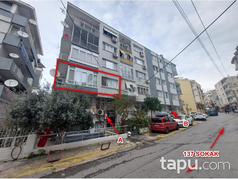 İzmir Konak Çankaya Mahallesi'nde Yarı Hisseli 3+1 Daire