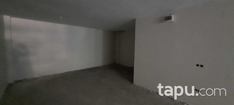 Eyüpsultan Bulvarı'nda 179 m² Depolu Dükkan (3539)