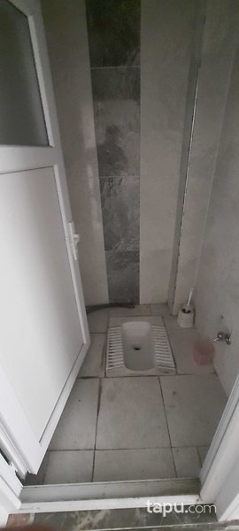 Bağcılar Göztepe Mahallesi'nde 176 m2 Dükkan