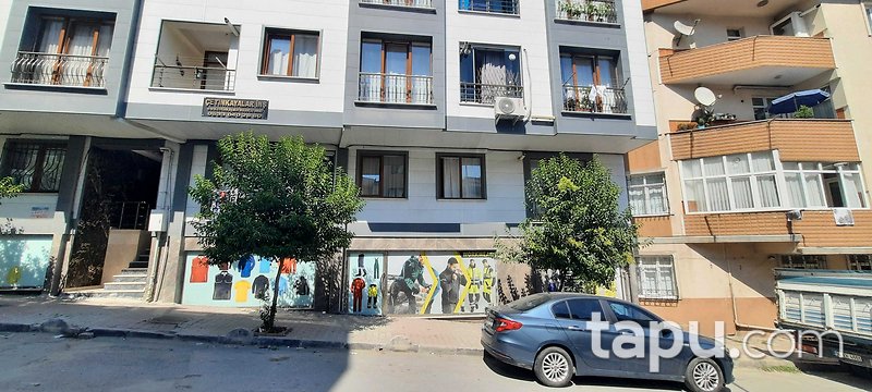 Bağcılar Göztepe Mahallesi'nde 176 m2 Dükkan