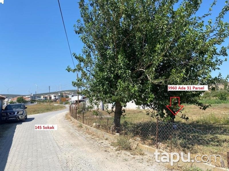 İzmir Seferihisar Sığacık'ta Hisseli 3.580 m2 Kerpiç Damı Olan Tarla (AS-00223)