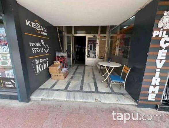 Keşan Önder Caddesi Kardeşler İşhanı'nda 34 m2 İş Yeri
