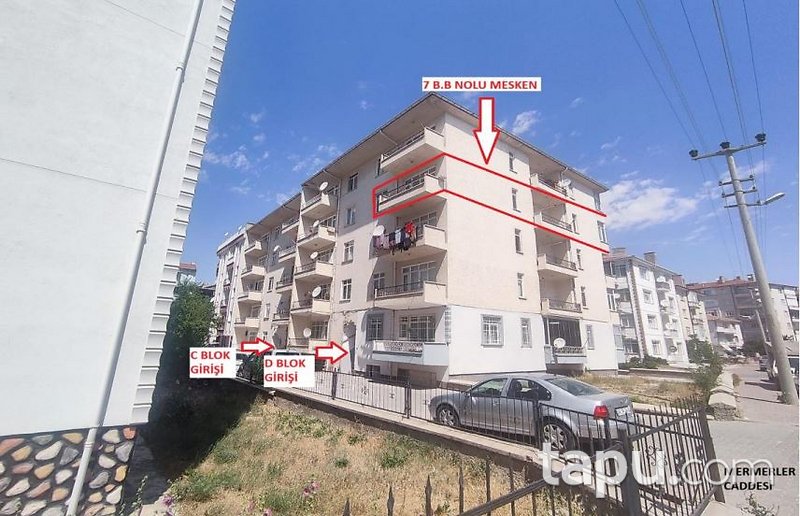 Kırşehir Merkez Medrese Mahallesi'nde 3+1 Daire