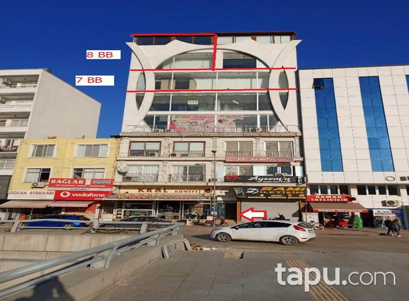İskenderun Prof. Muammer Aksoy Caddesi'nde 117 m² İş Yeri (1798)