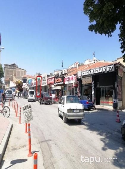 Karaman Merkez Şamkapı Caddesi'nde Hisseli Dükkan