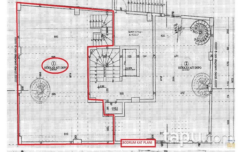 Esenyurt Saadetdere Mahallesi'nde 135 m² Depolu Dükkan