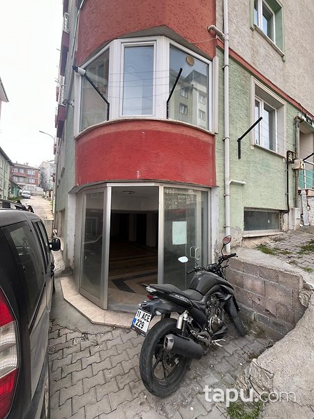 Bilecik İsmetpaşa Mahallesi'nde 202 m² Dükkan